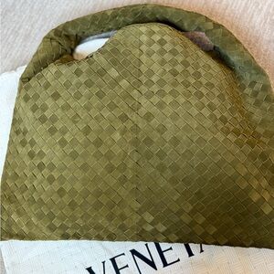 Bottega Veneta Large Hobo Olive Green Woven Shoulder Bag